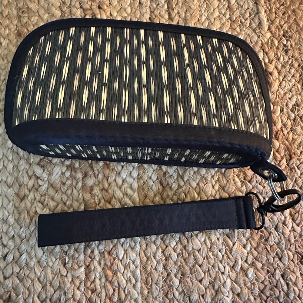 Basket of Cambodia Clutch/Wristlet/ Purse